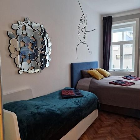 4 Seasons Apartment Вена Экстерьер фото